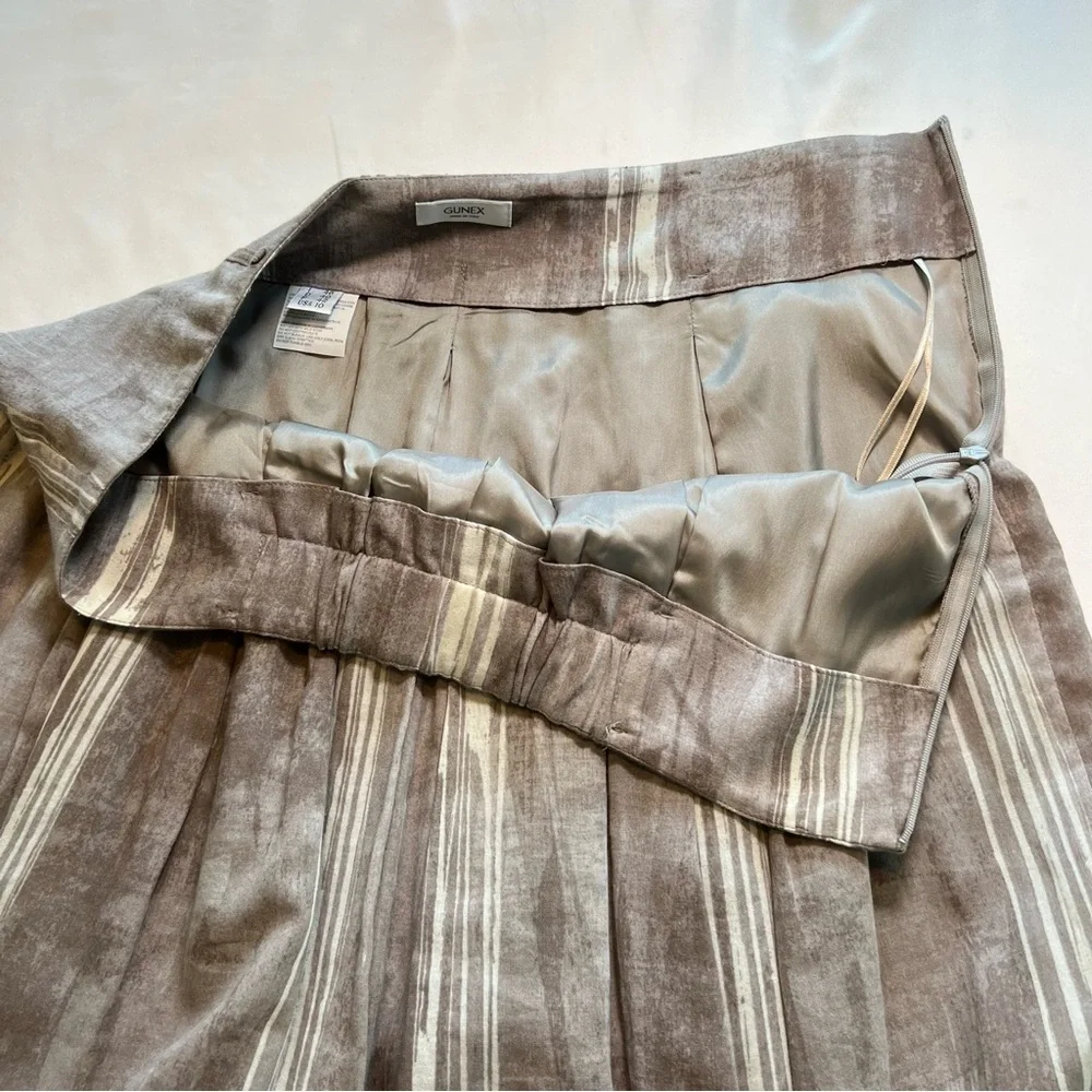 Gunex For Brunello Cucinelli Pleated Bubble Hem Skirt Size 10 EUC ITALY - Picture 9 of 13